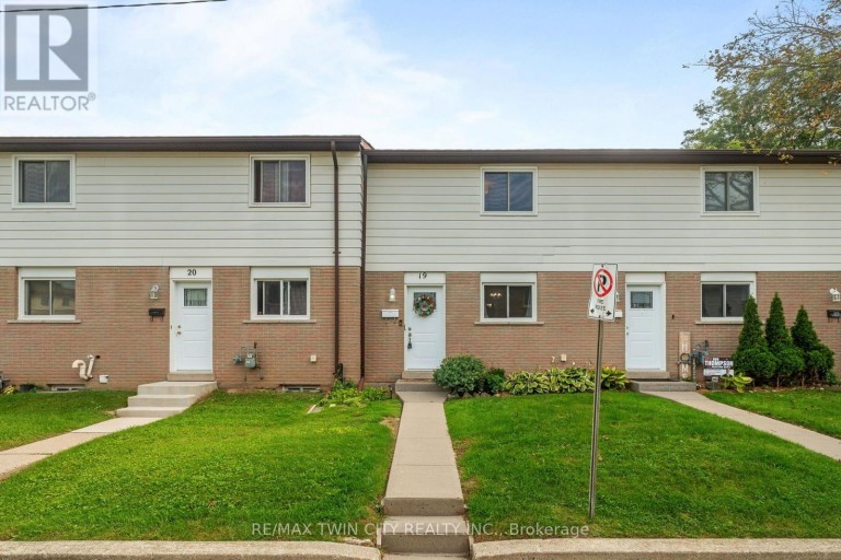 19 - 379 DARLING STREET, Brantford, Ontario, N3S7G4