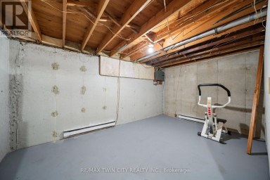 19 - 379 DARLING STREET Brantford Ontario photo 28