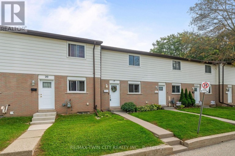 19 - 379 DARLING STREET, Brantford, Ontario, N3S7G4