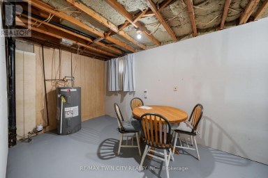 19 - 379 DARLING STREET Brantford Ontario photo 31