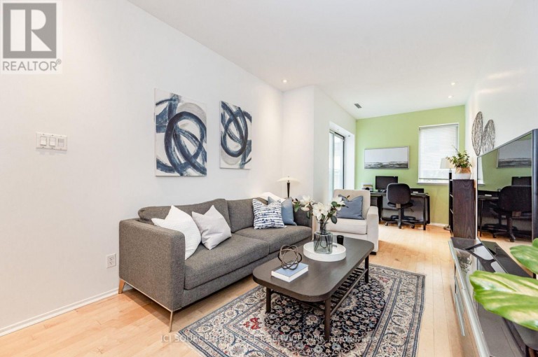308 - 600 EGLINTON AVENUE E, Toronto (Mount Pleasant East), Ontario, M4P1P3