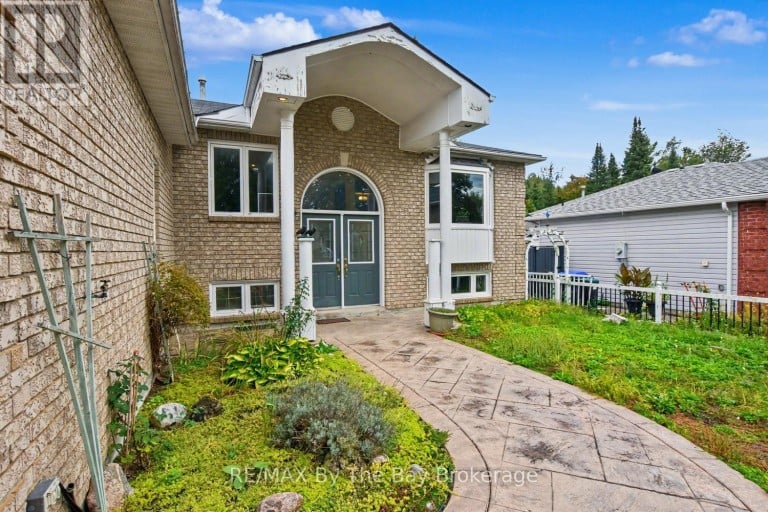 34 CARIBOU TRAIL, Wasaga Beach, Ontario, L9Z1H6