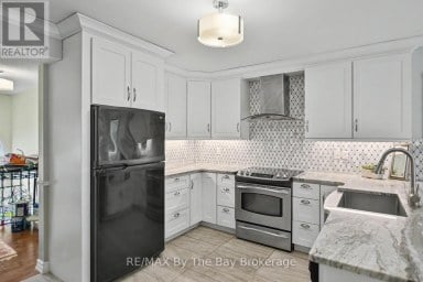 34 CARIBOU TRAIL Wasaga Beach Ontario photo 5
