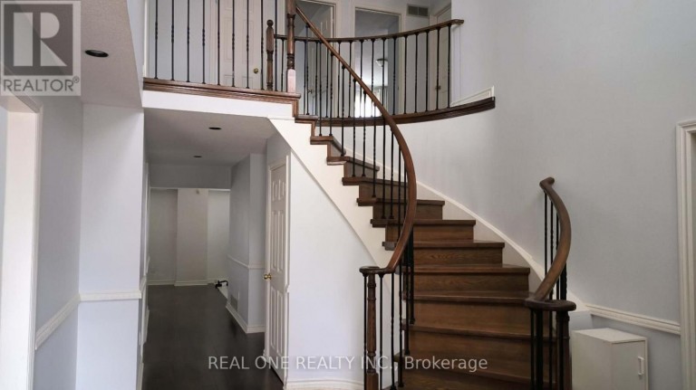 12 ATLANTIC AVENUE, Markham (Markville), Ontario, L3P7B6