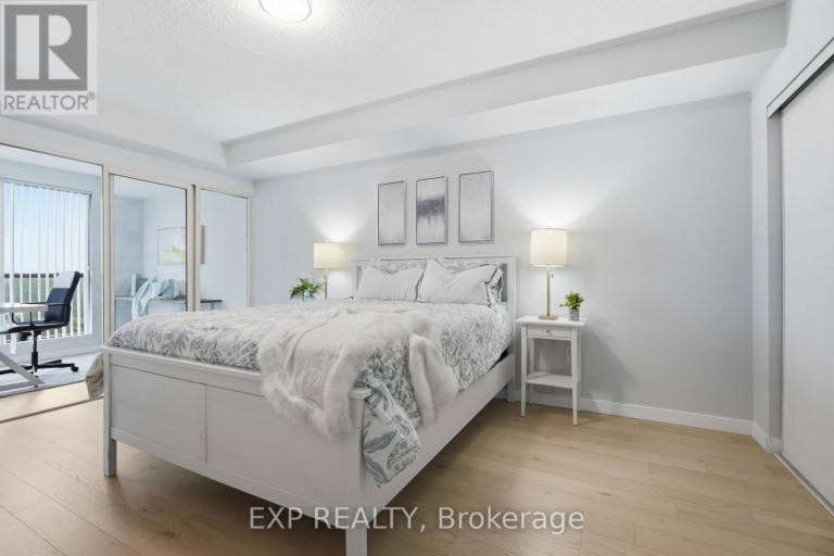 1005 - 2155 BURNHAMTHORPE ROAD W, Mississauga (Erin Mills), Ontario, L5L5P4