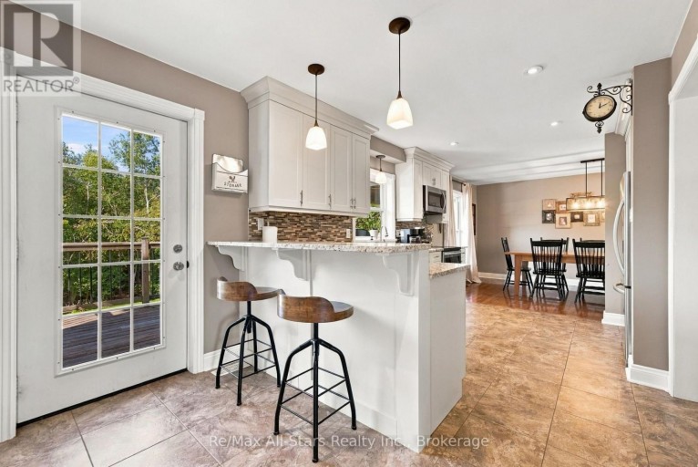 28 BLACKWATER ROAD, Brock (Sunderland), Ontario, L0C1H0