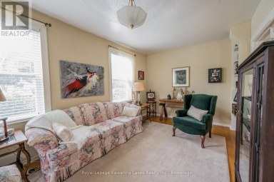 135 COLBORNE STREET Kawartha Lakes (Fenelon Falls) Ontario photo 10
