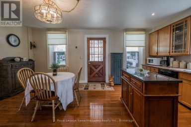 135 COLBORNE STREET Kawartha Lakes (Fenelon Falls) Ontario photo 13