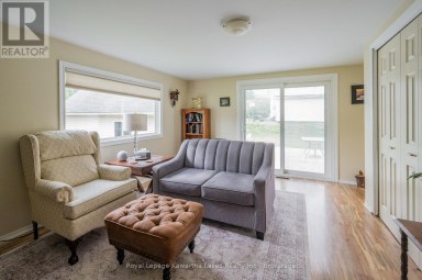 135 COLBORNE STREET Kawartha Lakes (Fenelon Falls) Ontario photo 17