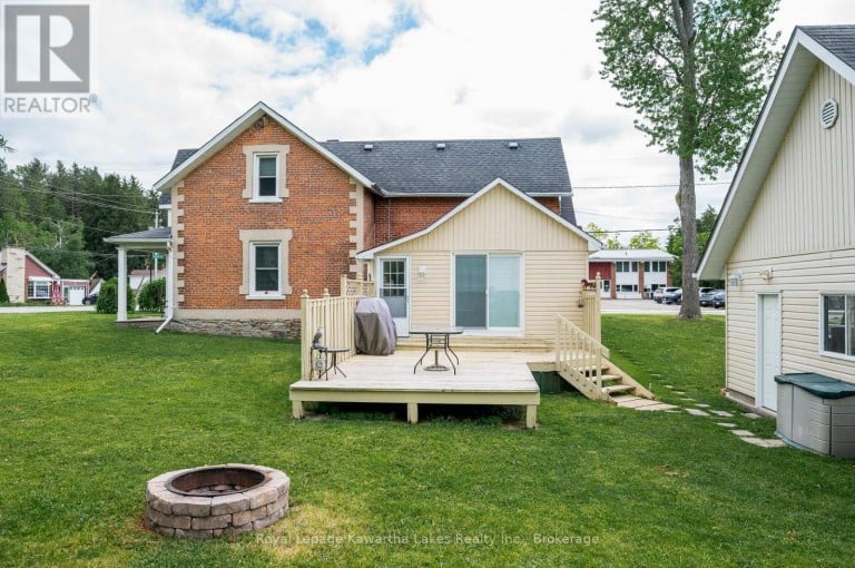 135 COLBORNE STREET, Kawartha Lakes (Fenelon Falls), Ontario, K0M1N0