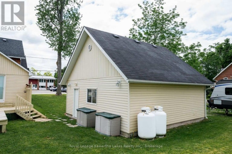 135 COLBORNE STREET, Kawartha Lakes (Fenelon Falls), Ontario, K0M1N0
