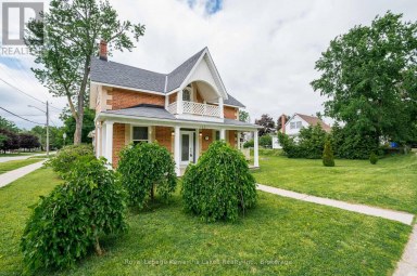 135 COLBORNE STREET Kawartha Lakes (Fenelon Falls) Ontario photo 3