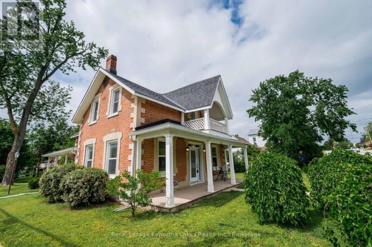 135 COLBORNE STREET, Kawartha Lakes (Fenelon Falls), Ontario, K0M1N0