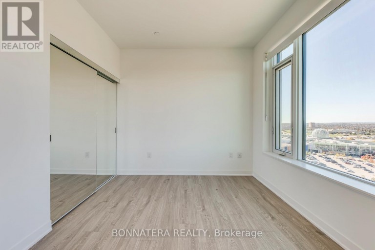 1810 - 2495 EGLINTON AVENUE W, Mississauga (Central Erin Mills), Ontario, L5M2T2