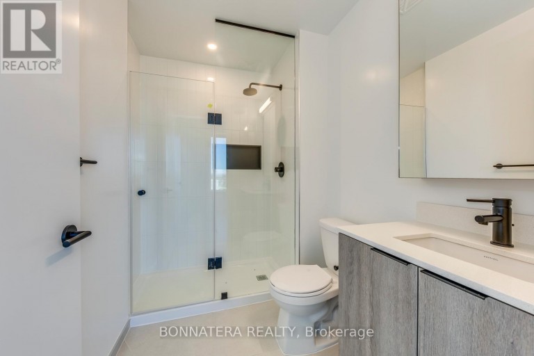 1810 - 2495 EGLINTON AVENUE W, Mississauga (Central Erin Mills), Ontario, L5M2T2