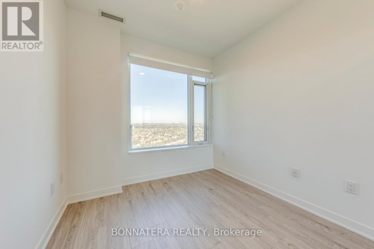 1810 - 2495 EGLINTON AVENUE W, Mississauga (Central Erin Mills), Ontario, L5M2T2