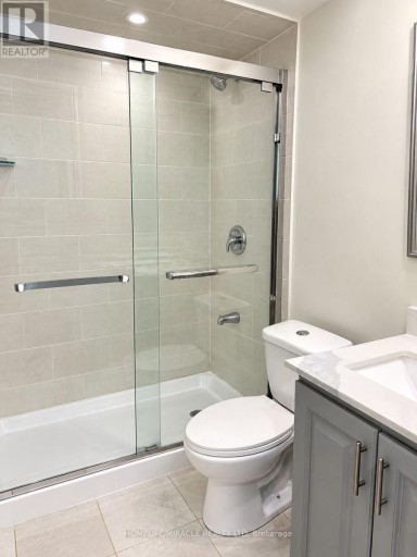 11 BANNISTER CRESCENT, Brampton (Northwest Brampton), Ontario, L7A4H2