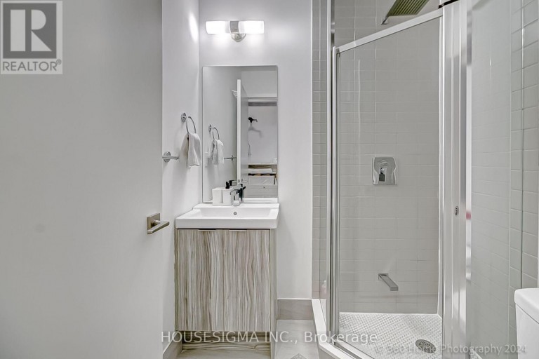 3105 - 2916 HIGHWAY 7 ROAD W, Vaughan (Concord), Ontario, L4K0K6