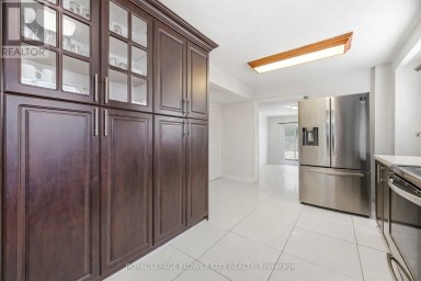 3027 CORAL DRIVE Mississauga (Malton) Ontario photo 5