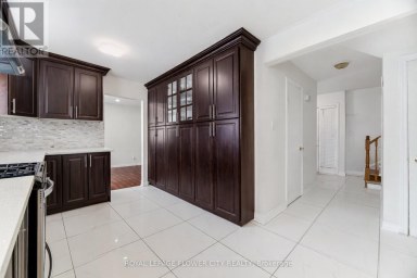 3027 CORAL DRIVE Mississauga (Malton) Ontario photo 6