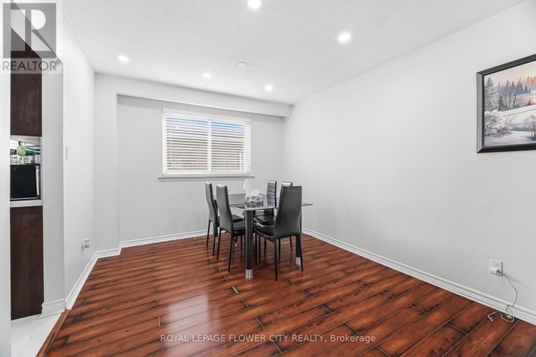 3027 CORAL DRIVE, Mississauga (Malton), Ontario, L4T1Z2