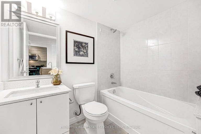 108 - 55 EGLINTON AVENUE W, Mississauga (Hurontario), Ontario, L5R0E4