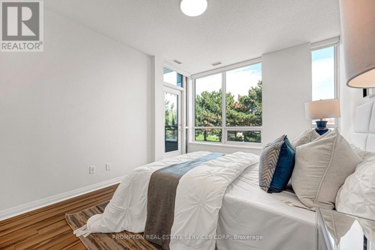 108 - 55 EGLINTON AVENUE W, Mississauga (Hurontario), Ontario, L5R0E4