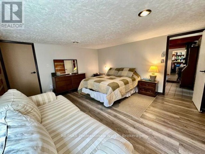 1021 PINOAK LANE, Minden Hills (Minden), Ontario, K0M2L1