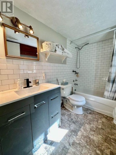 1021 PINOAK LANE, Minden Hills (Minden), Ontario, K0M2L1