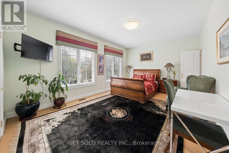 46 WIMPOLE DRIVE, Toronto (St. Andrew-Windfields), Ontario, M2L2L3
