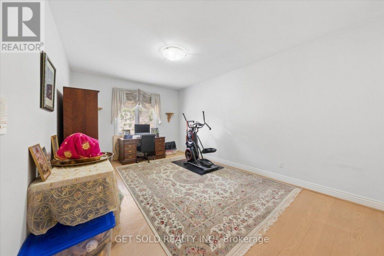 46 WIMPOLE DRIVE, Toronto (St. Andrew-Windfields), Ontario, M2L2L3