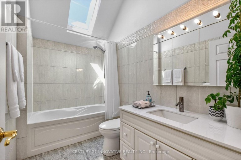 36 MARTINDALE ROAD, Toronto (Cliffcrest), Ontario, M1M2B7