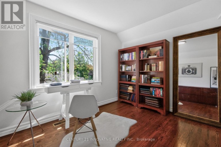 36 MARTINDALE ROAD, Toronto (Cliffcrest), Ontario, M1M2B7