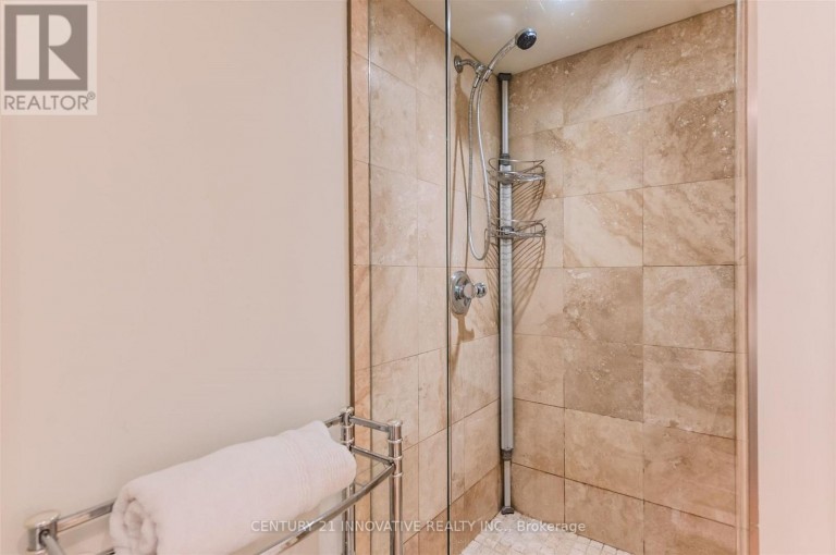 36 MARTINDALE ROAD, Toronto (Cliffcrest), Ontario, M1M2B7