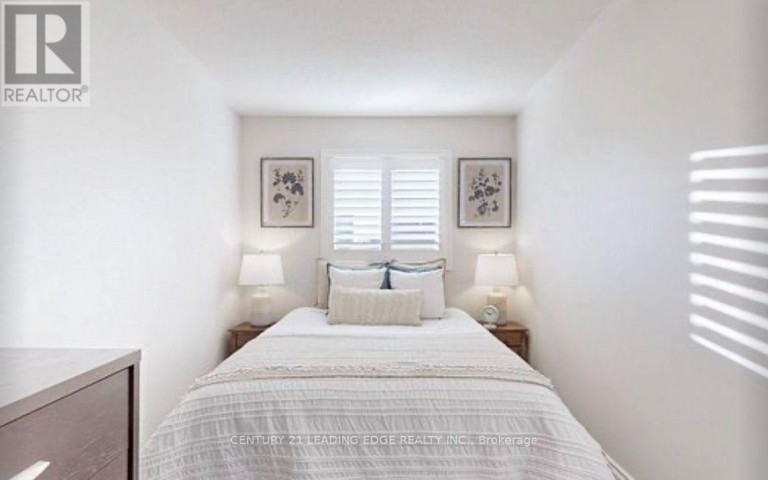 123 KIRKLAND PLACE, Whitby (Williamsburg), Ontario, L1P1W8