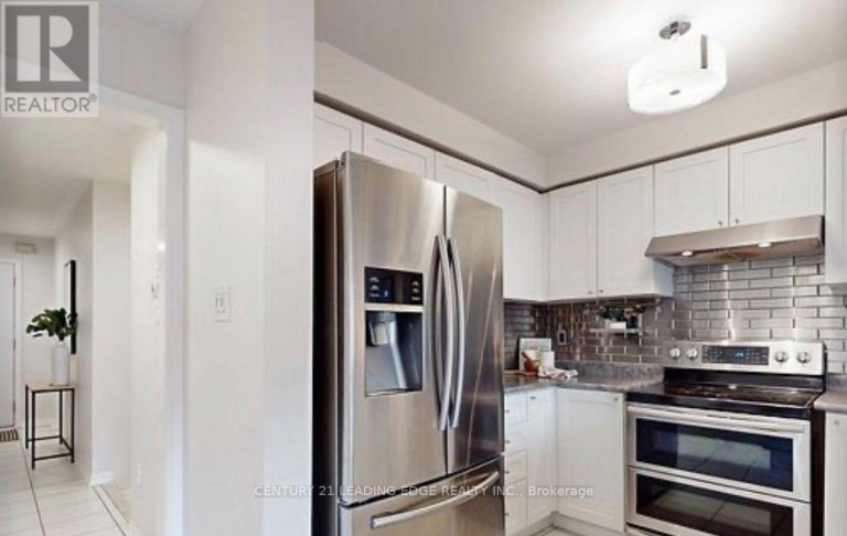123 KIRKLAND PLACE, Whitby (Williamsburg), Ontario, L1P1W8