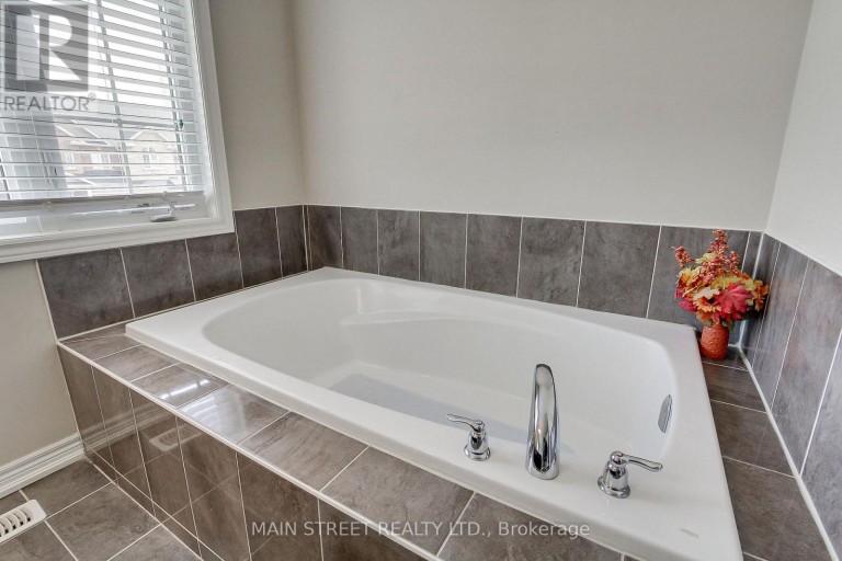 42 PROSSER CRESCENT, Georgina (Sutton & Jackson's Point), Ontario, L0E1R0