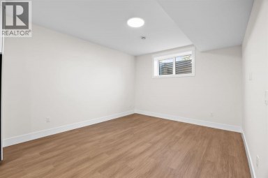 1512 20A Street NW Calgary Alberta photo 35