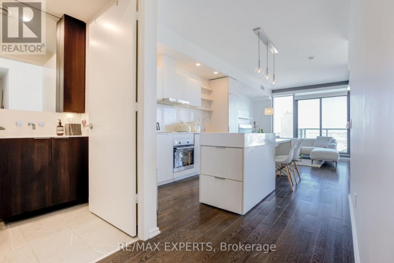 1806 - 16 BONNYCASTLE STREET, Toronto (Waterfront Communities), Ontario, M5A0C9