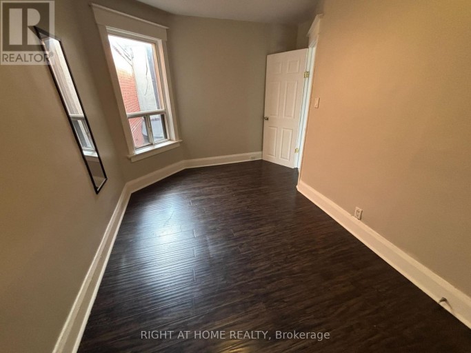 UPPER B - 507 OAKWOOD AVENUE, Toronto (Oakwood Village), Ontario, M6E2W9