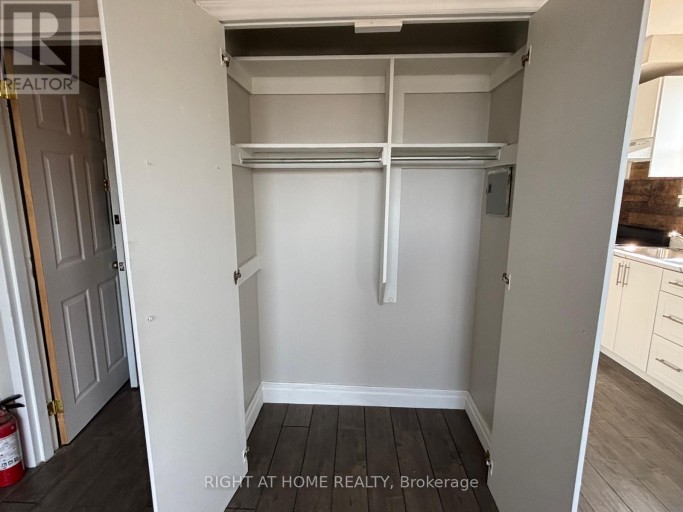 UNIT 3 UPPER - 503 OAKWOOD AVENUE, Toronto (Oakwood Village), Ontario, M6E2W9