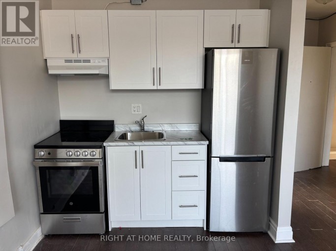 UNIT 2 UPPER - 503 OAKWOOD AVENUE, Toronto (Oakwood Village), Ontario, M6E2W9