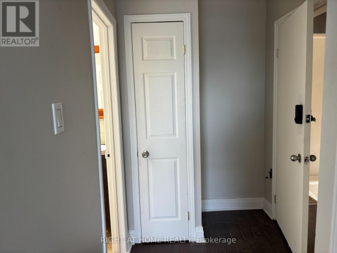UNIT 2 UPPER - 503 OAKWOOD AVENUE, Toronto (Oakwood Village), Ontario, M6E2W9
