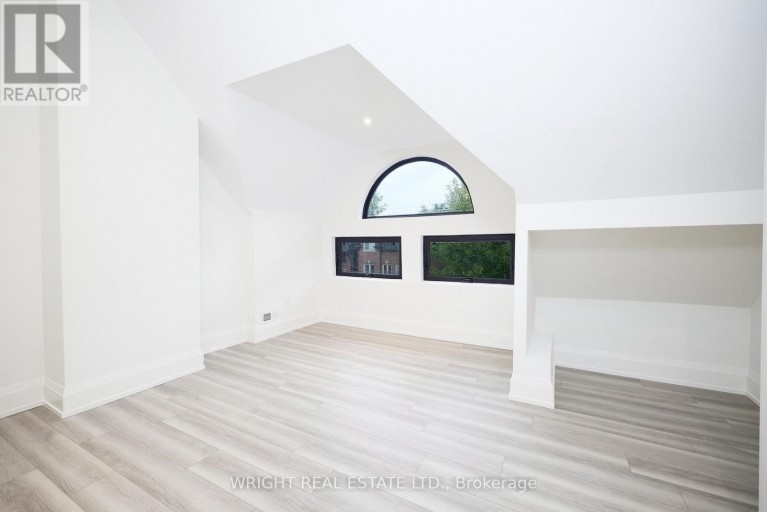71 OXFORD STREET, Toronto (Kensington-Chinatown), Ontario, M5T1P2