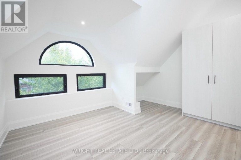 71 OXFORD STREET, Toronto (Kensington-Chinatown), Ontario, M5T1P2