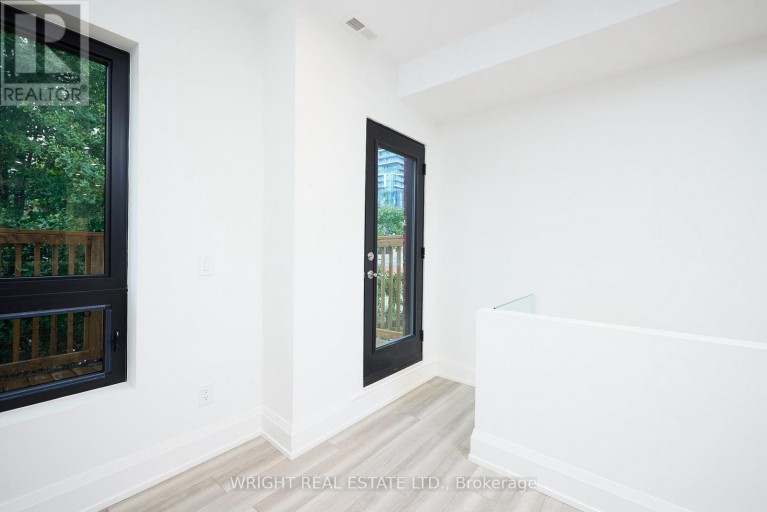 71 OXFORD STREET, Toronto (Kensington-Chinatown), Ontario, M5T1P2