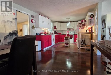 17 PINERIDGE COURT Clarington (Newcastle) Ontario photo 5