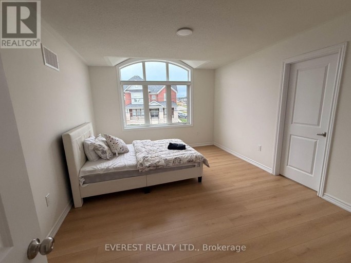 1105 COLE STREET, Innisfil, Ontario, L9S0N1