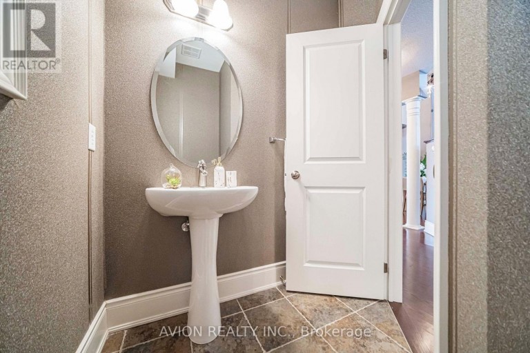 46 ROGERS TRAIL, Bradford West Gwillimbury (Bradford), Ontario, L3Z0G5
