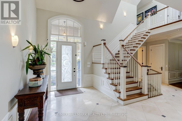 111 WOODHAVEN PARK DRIVE, Oakville (SW Southwest), Ontario, L6L4K4